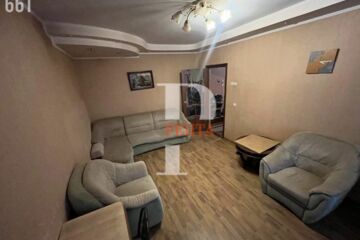 2-к квартира, 53 м², 3/10 эт.