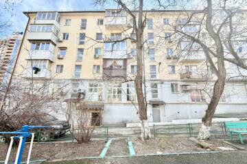 2-к квартира, 45,6 м², 2/5 эт.