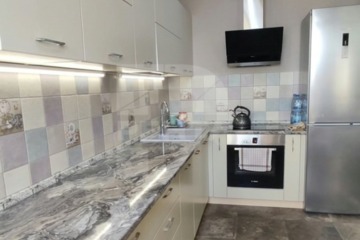 2-к квартира, 59 м², 14/17 эт.